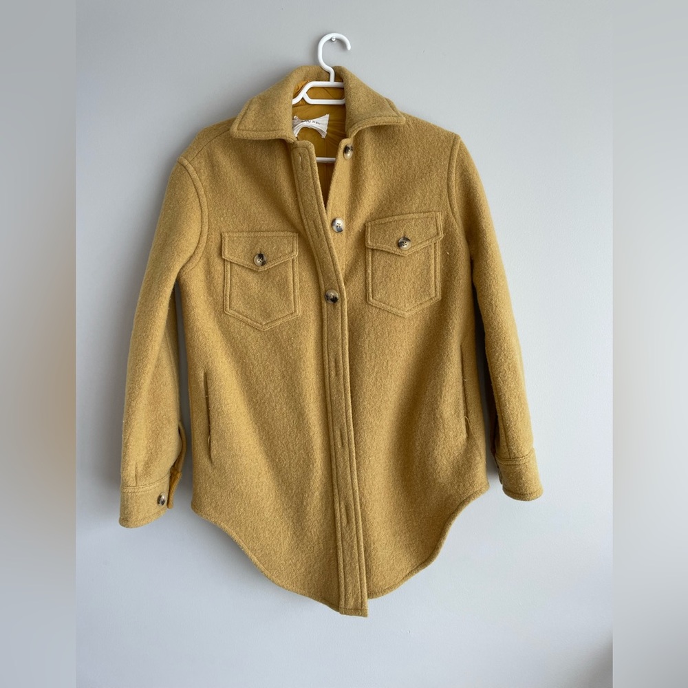 Aritzia Ganna shirt jacket